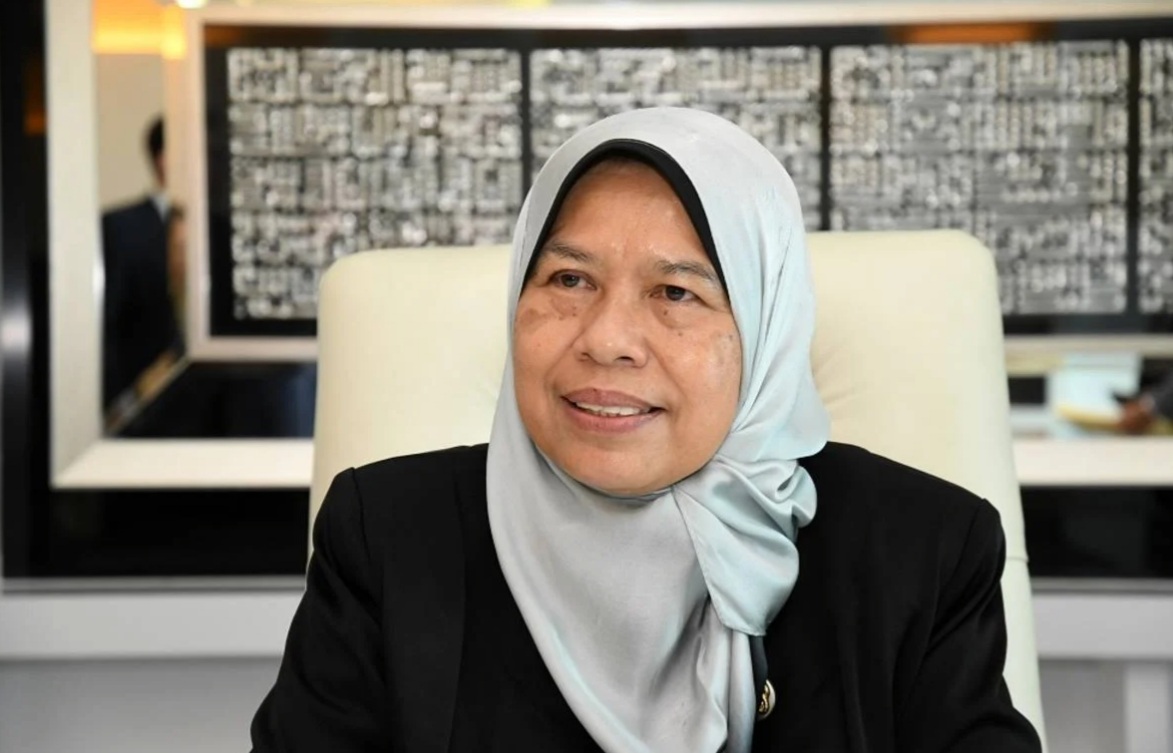 Urban Community Farming Policy launched as guide for implementation of activities, says Zuraida
